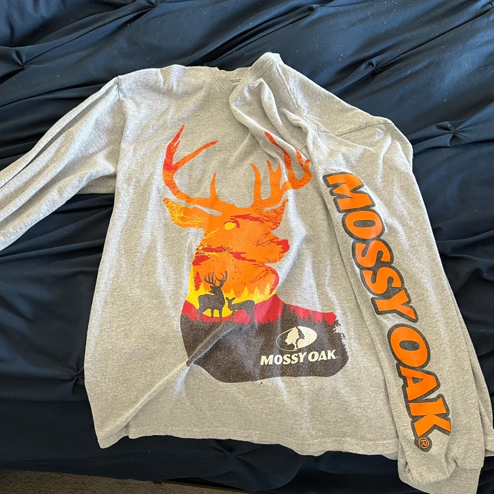 Mossy oak tee